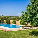 Vila Regaliki *