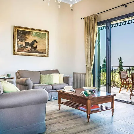Villa Regaliki *