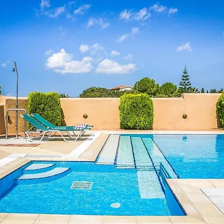 Villa Regaliki *