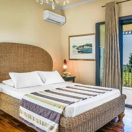 Villa Regaliki Svoronata