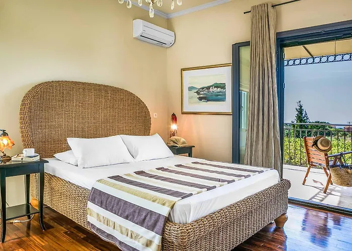 Vila Regaliki Svoronata